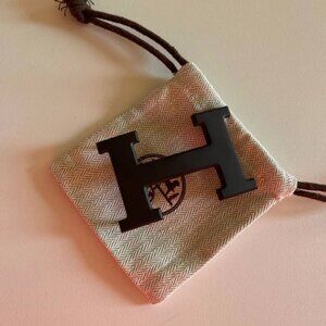 Hermes Black H Belt Buckle 32mm Classy Matte Finish Authentic Designer